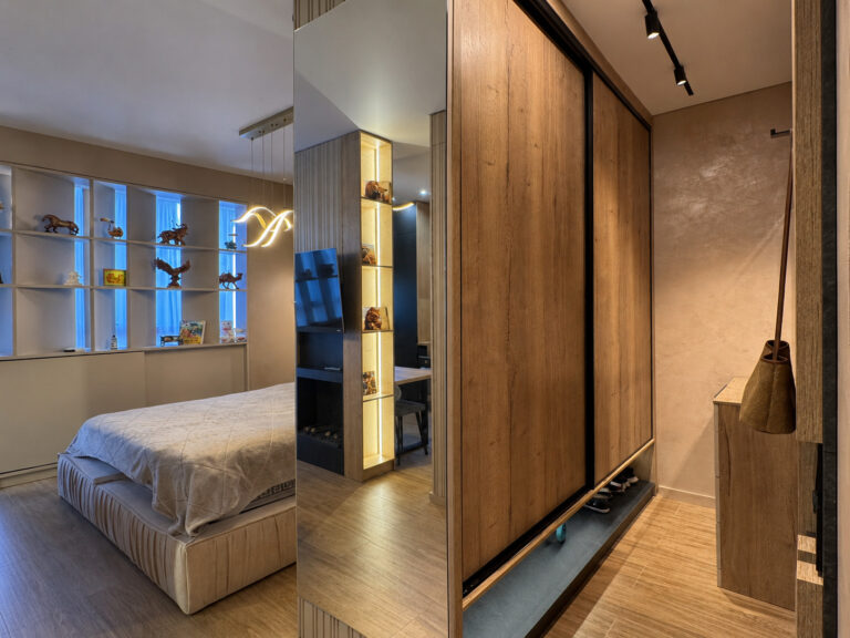 Миниатюра Шкаф-купе Wood Mirror Balance 1