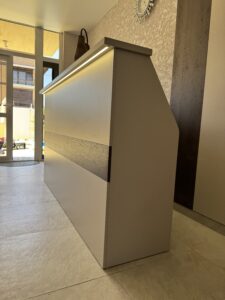 Миниатюра Стойка ресепшн 5