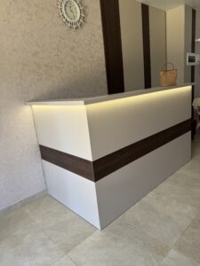Миниатюра Стойка ресепшн 7