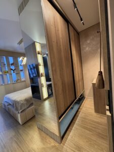 Миниатюра Шкаф-купе Wood Mirror Balance 2