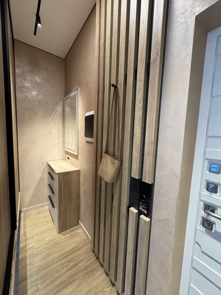 Миниатюра Шкаф-купе Wood Mirror Balance 4