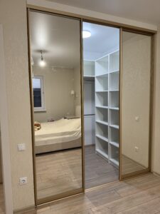 Миниатюра Гардероб Скрытый 8