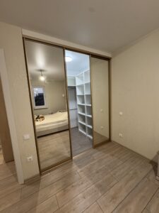 Миниатюра Гардероб Скрытый 23