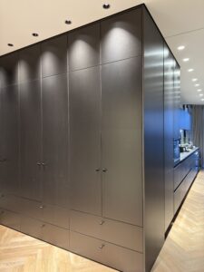 Миниатюра Шкаф-купе встроенный прямой матовый 4