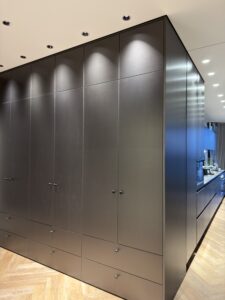 Миниатюра Шкаф-купе встроенный прямой матовый 5