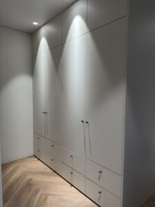 Миниатюра Шкаф-купе прямой корпусный с верхними секциями 8