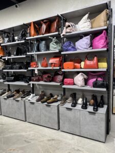 Миниатюра Мебель для коммерции 6