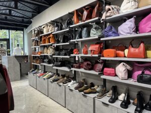 Миниатюра Мебель для коммерции 7
