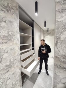 Миниатюра Шкаф-купе 3х дверный 3