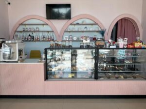 Миниатюра Витрина для Кондитерской 5